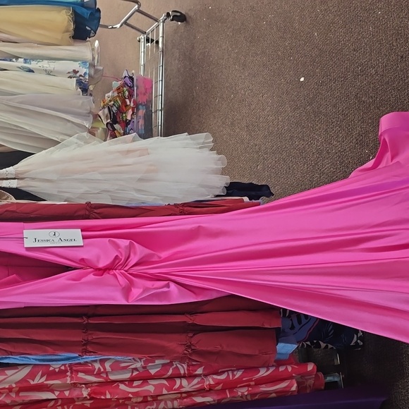 Medium  Pink Prom Dress - Picture 4 of 6